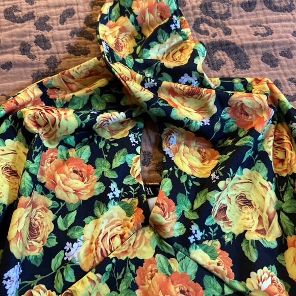 Zara Twist Neck Cut Out Bodysuit Yellow Roses Halter Top Small Black Festival - Picture 3 of 7